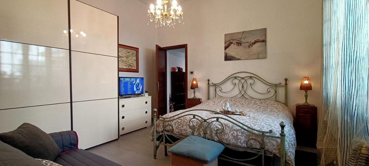 מגדל אגם פוצ'יני Lovely House Near The Beach מראה חיצוני תמונה