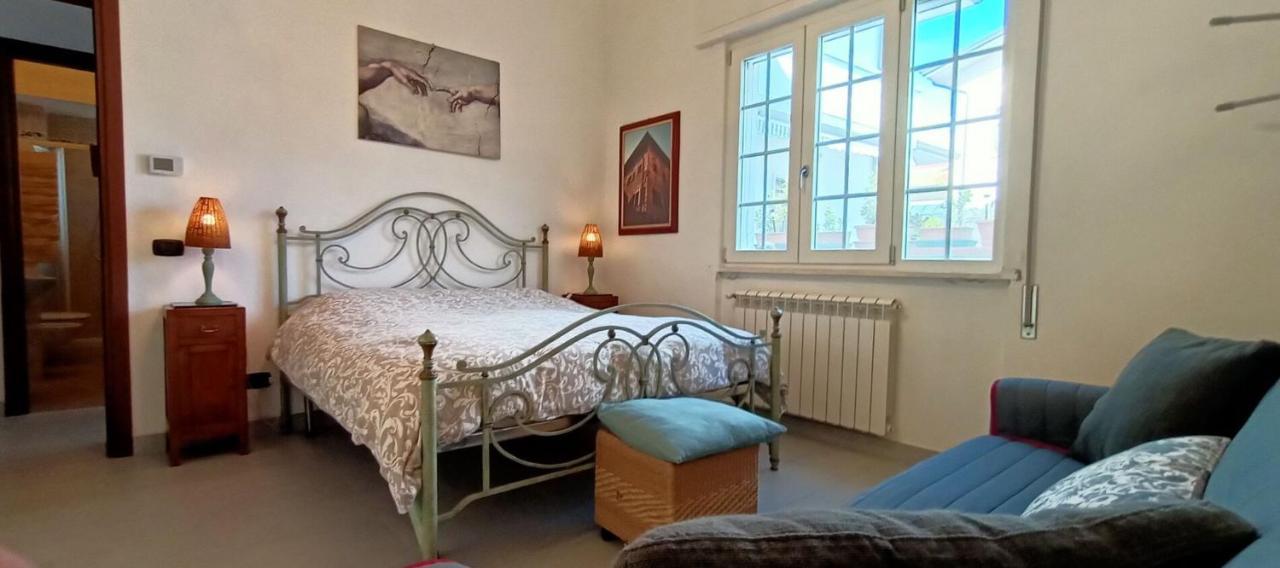 מגדל אגם פוצ'יני Lovely House Near The Beach מראה חיצוני תמונה