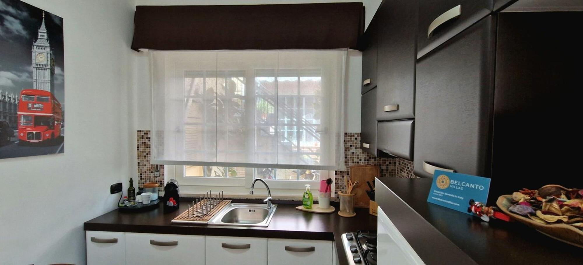 מגדל אגם פוצ'יני Lovely House Near The Beach מראה חיצוני תמונה